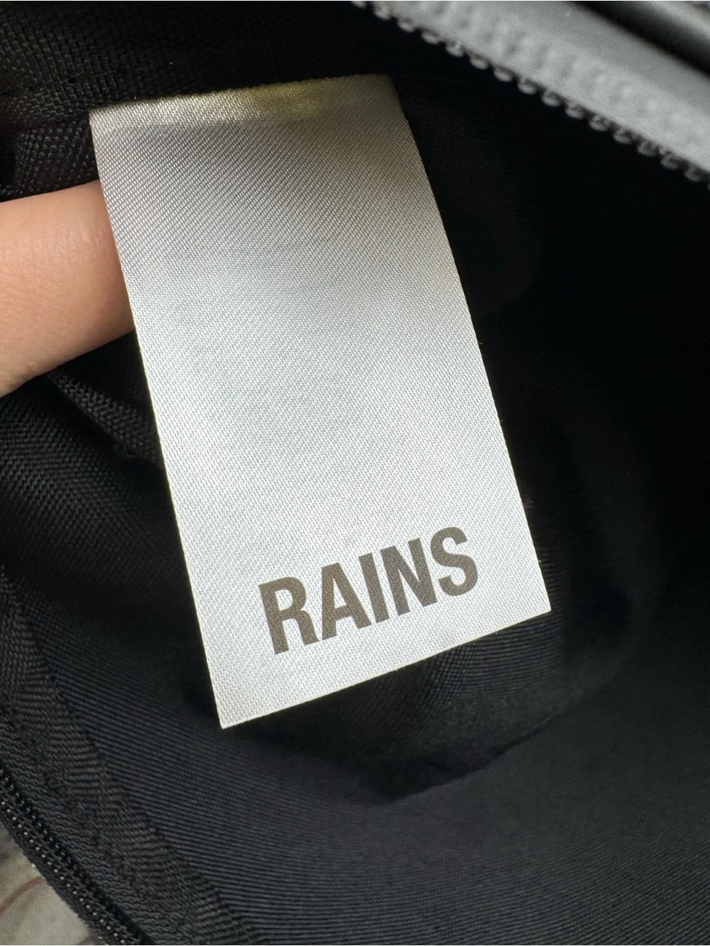 RAINS Black Waterproof Weekend Duffle Bag Shoulder Travel Gym Tote